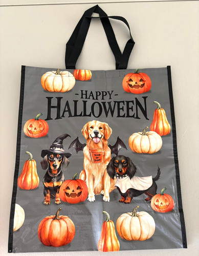 Cracker barrel halloween - halloween, dogs